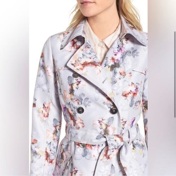 GUESS floral trench jacket NWT New size Small - Picture 13 of 13